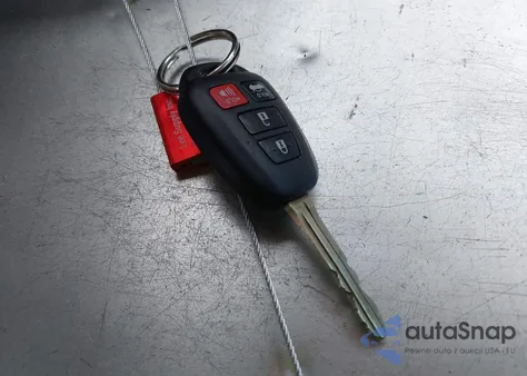 2016 Toyota Corolla Le z USA, uszkodzony, nr VIN 2T1BURHE6GC502643